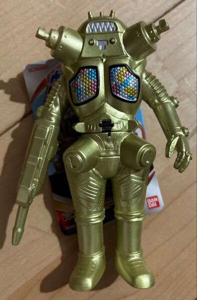 新品 キングジョー カスタム SD ウルトラ 怪獣 シリーズ 70 ウルトラマン ソフビ フィギュア 特撮 タグ付き 最安
