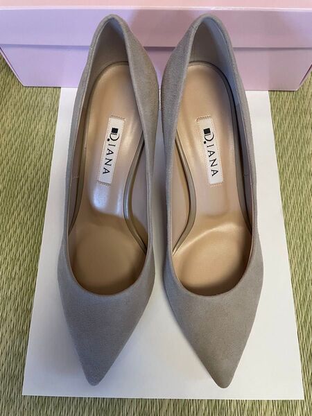 美品 ダイアナ パンプス 23.0㎝