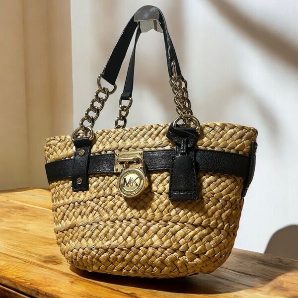美品 夏定番 マイケルコース MICHAEL KORS かごバッグ チェーン ゴールドチャーム トートバッグ 編み込み ストロー