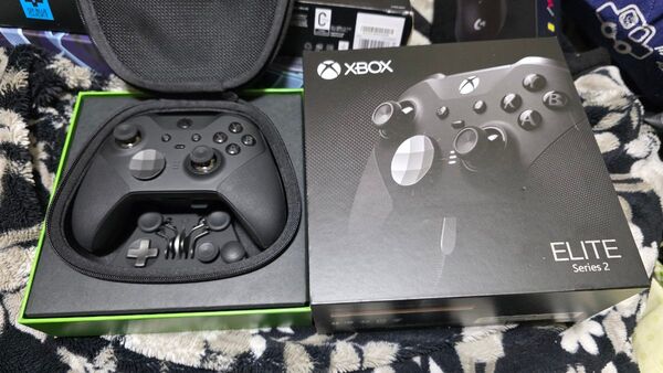ほぼ新品 Xbox Elite ワイヤレスコントローラー シリーズ2 FST-00009