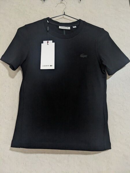 新品、タグ付 LACOSTE Tシャツ ブラック 34