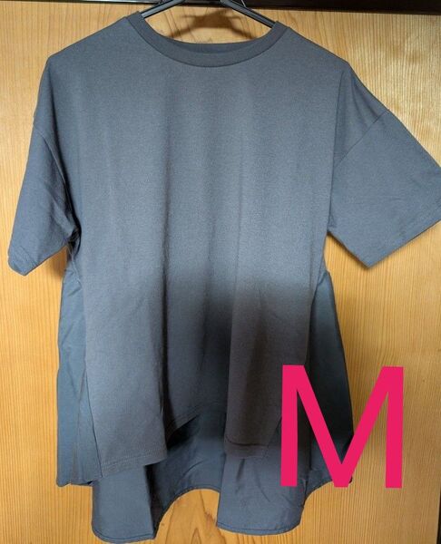 しまむら SEASON REASONバック布帛 ペプラムTシャツ 濃灰 M Tシャツ 半袖