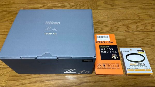 Nikon zfc 16-50 レンズキット 保護フィルター 予備バッテリー ガラスフィルム 付き ミラーレス一眼