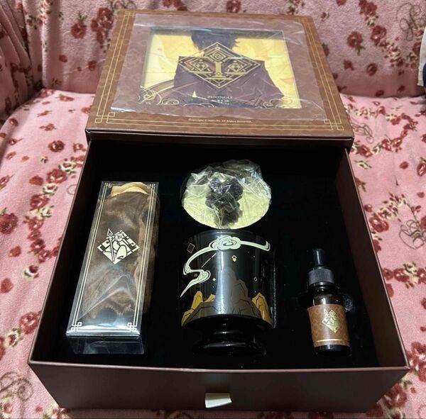 原神 鍾離 アロマストーンと原神 鍾離 & 仙祖の亡骸クッションチビキャラ 公式正規品 miHoYo公式 海外限定 新品未使用