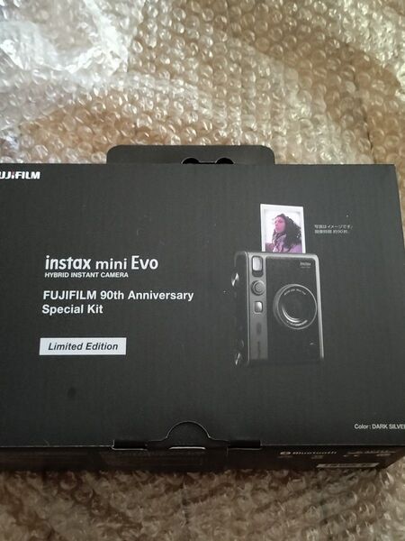 新品未開封 FUJIFILM instax mini Evo 90th Anniversary Dark SILVER チェキ