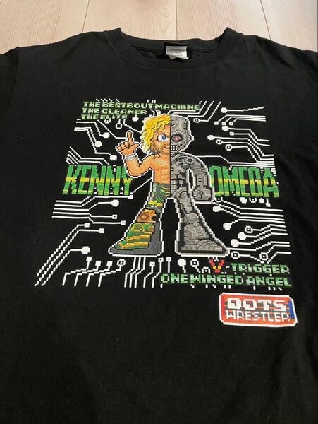 新日本 プロレス 公式 KENNY OMEGA ケニーオメガ選手 Tシャツ M