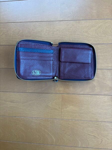 ILCOORE 二つ折り財布