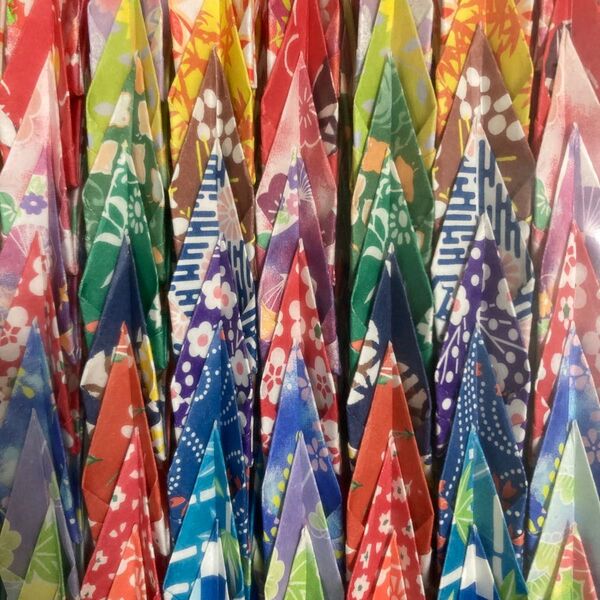 519♪千代紙の折り鶴100羽