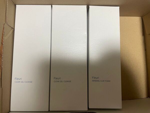 フルリ クリアゲルクレンズ①+洗顔②