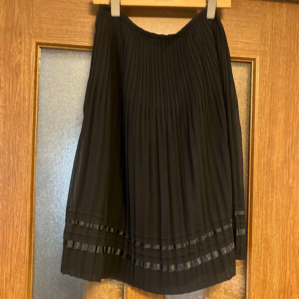 美品 東京スタイル Lサイズ 11号 プリーツスカート 黒 ブラック 裏地あり 膝丈 W70cm