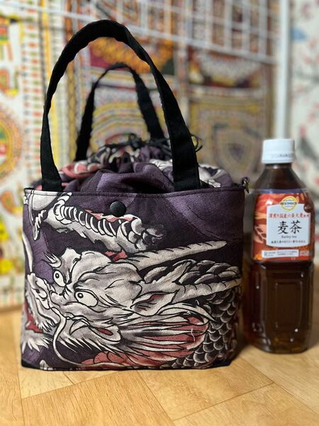 持ち手付きショルダー紐付き巾着バック少し大きめ ハンドメイド