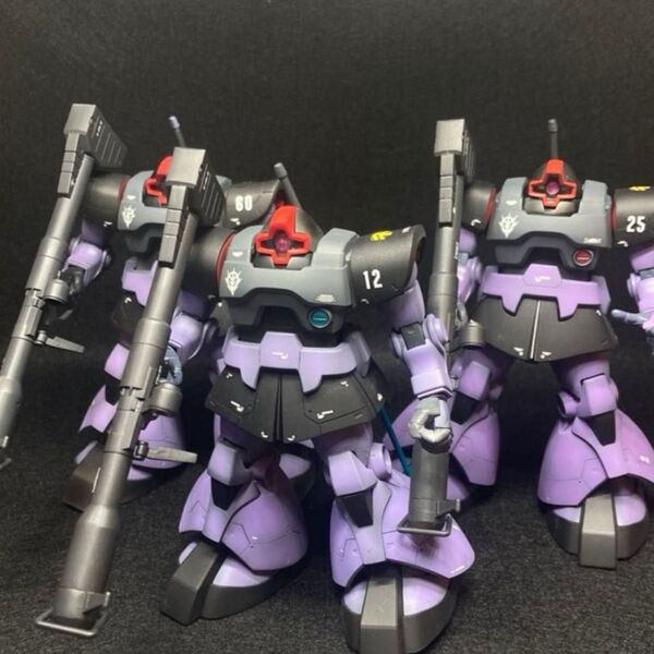 HG ドム 塗装済 完成品 3体セット 黒い三連星 ガイア マッシュ オルテガ