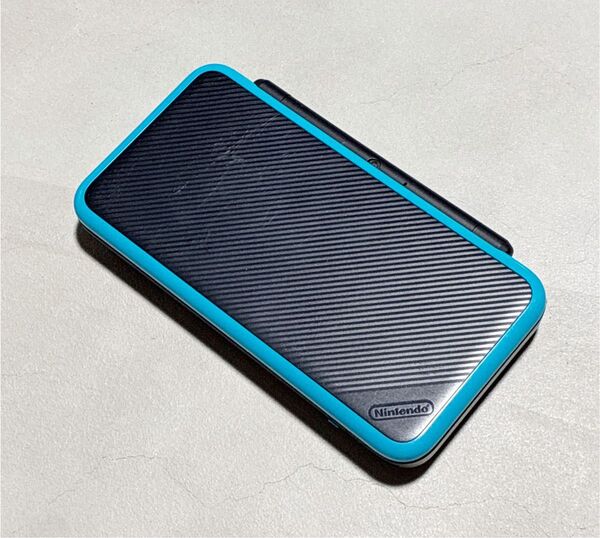 Nintendo new 2ds ll ブラックターコイズ
