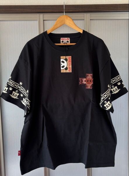 【PANDIESTA JAPAN】*大きいサイズ*ネイティブパンダ パンディエスタ 半袖Tシャツ4L ブラック 新品未使用未開封