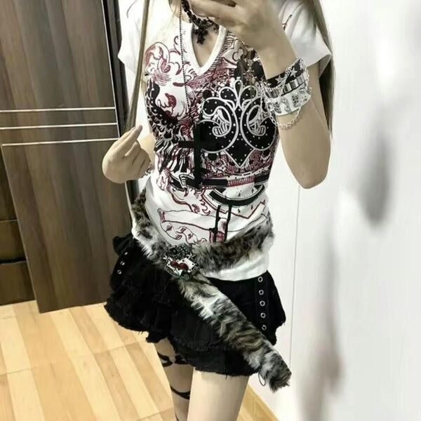 y2k 姫ギャル 平成ギャル グランジ Vネック ピタT チビT 白 Tシャツ フェアリーグランジ 00 90 ショートパンツ