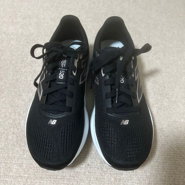 New Balance FRESH FOAM 520 ランニングシューズ23.5㎝ ブラック