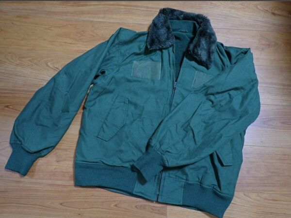 陸上自衛隊 フライトジャケット 難燃繊維 航空冬服 飛行服