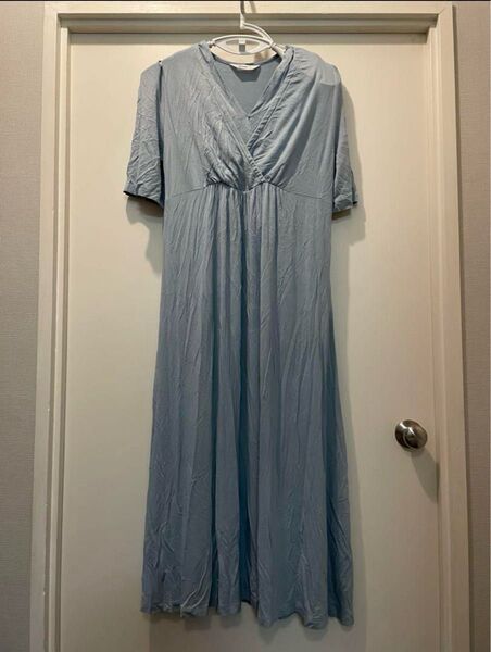 【コニー】マタニティワンピース 授乳服 半袖 ロングフレア 産前産後 水色