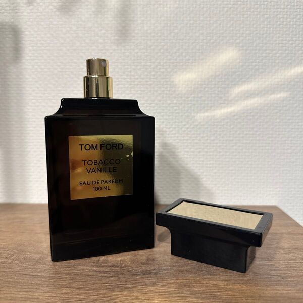 TOM FORDタバコ バニラ オード パルファム100ml 香水 トムフォード