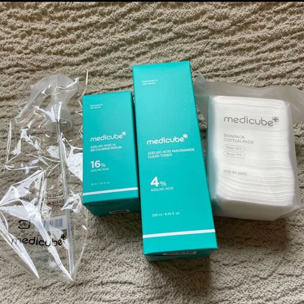 medicube アゼライン酸ナイアシンアミドクリアトナー 250ml/アゼライン酸16BBカーミングセラム 30ml