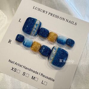 ネイルチップ フットネイル 夏 キラキラブルー 現品1点限り Mサイズ