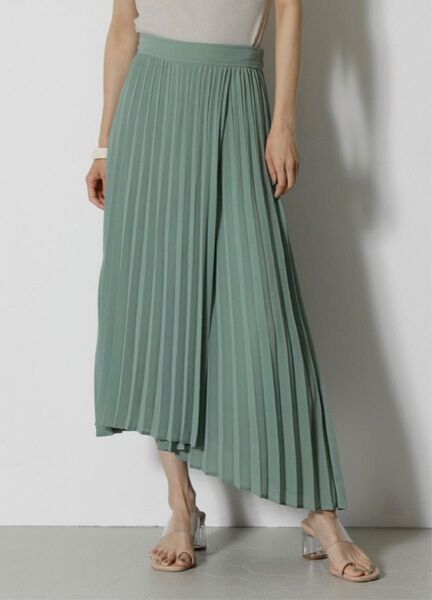 【クーポン利用で700円】AZUL BY MOUSSY (アズールバイマウジー) イレギュラー ヘム プリーツ スカート