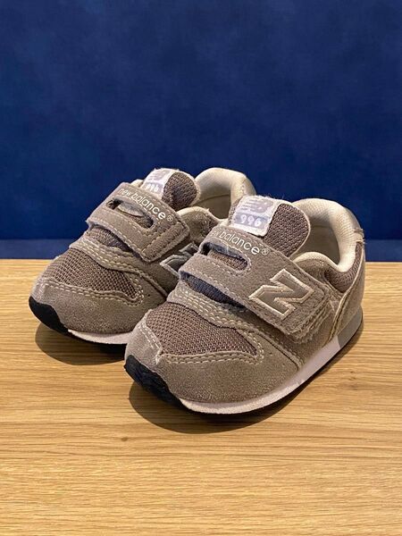 【水洗済】ニューバランス 12cmキッズ スニーカー 996清潔 グレー