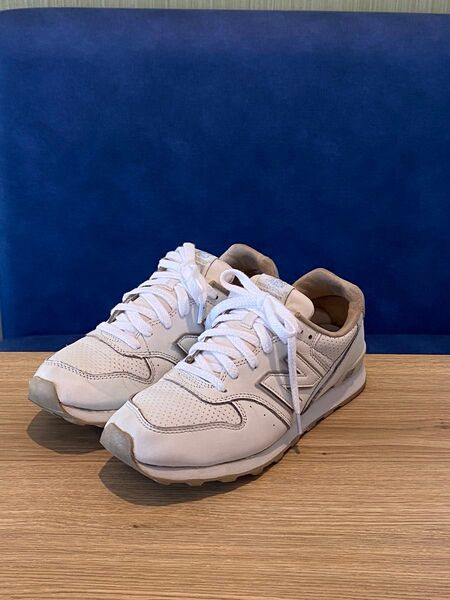 【水洗済】ニューバランス 996 レディース 24.5cm ホワイト スニーカー