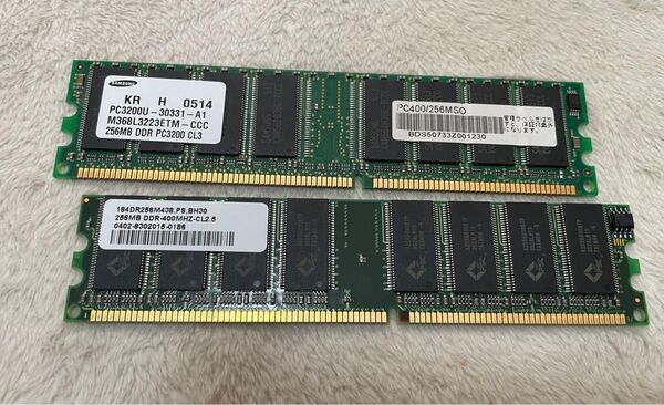 デスクトップ用 DDR メモリ 256MB PC3200 2枚