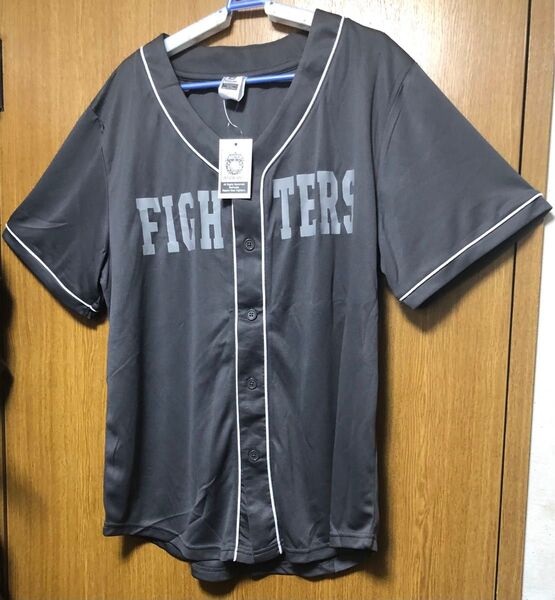 北海道日本ハムファイターズ ベースボールシャツ 未使用タグ付き