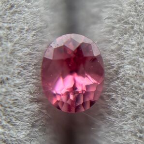 値下げ★アヤナスピネル ホットピンクスピネル 0.1ct 3.0×2.4mm オーバル ルース 天然石