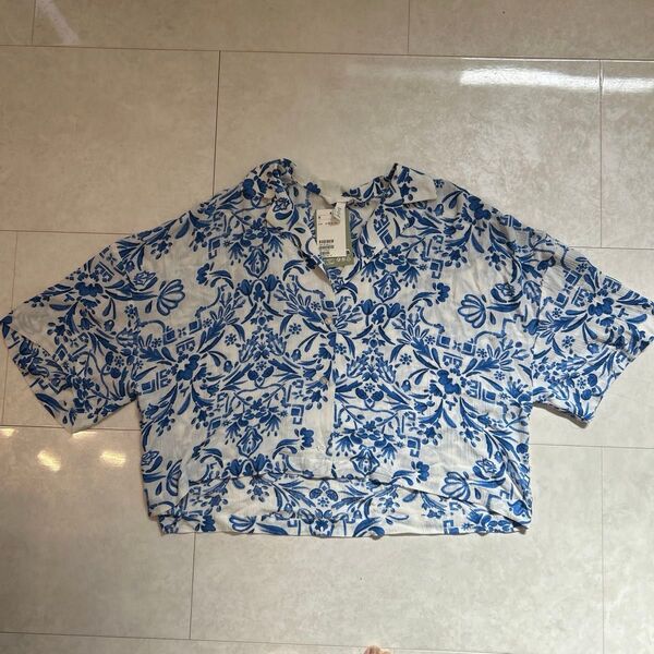 H&M 花柄シャツ s