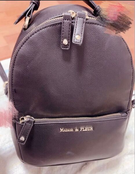 Maison de FLEUR リュック リボンチャーム付き Mサイズ (リボン付き)