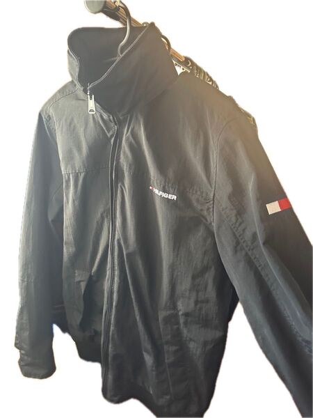 Tommy トミー Mサイズ ナイロンジャケット ブラック ブルゾン 登山 アウトドア ジャケット