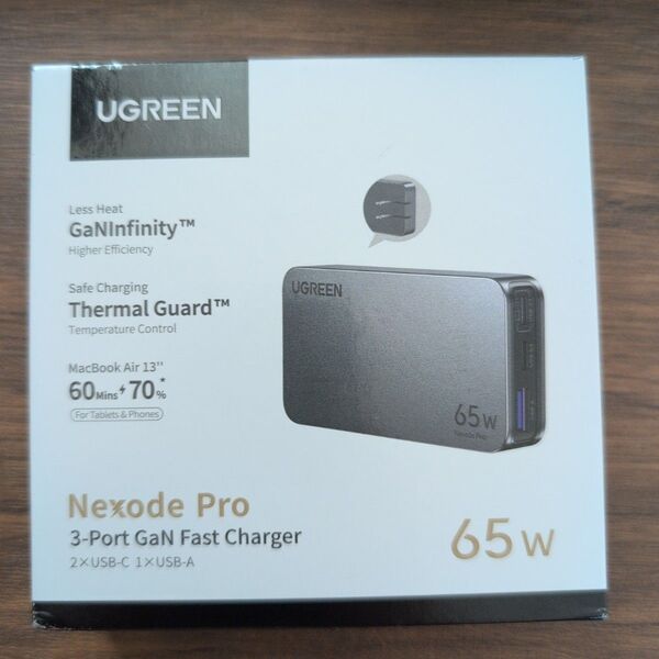 UGREEN Nexode Pro 65W 3ポートGaN急速充電器