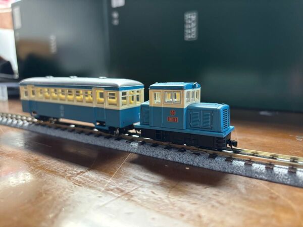 トミーテック富井鉄道猫屋線客車列車(DB1+ ホハフ11) 新塗装 HOナロー(1/80)9mmゲージ 動力化済