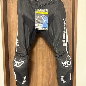 ベリック 本革レーシングパンツ(サイズ56)