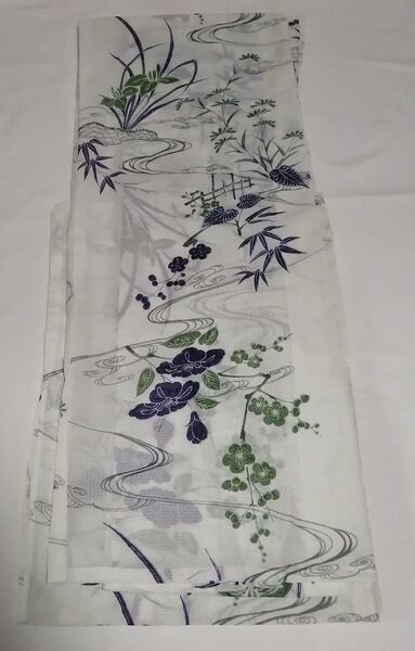 リメイク用着物 アンティーク 絽 ポリエステル 薄黄緑色地に流水・枝花柄