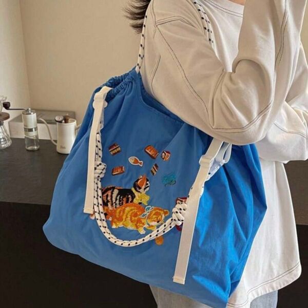 新品 刺繍 軽量 エコバッグ ナイロン 大きめ ショルダーストラップ付き ブルー