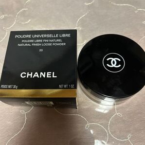 CHANEL プードゥル ユニヴェルセル リーブル 20 ケース