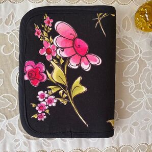 マルチケース ハンドメイド ロラライハリス 通帳ケース、母子手帳ケース、お薬手帳ケースなど
