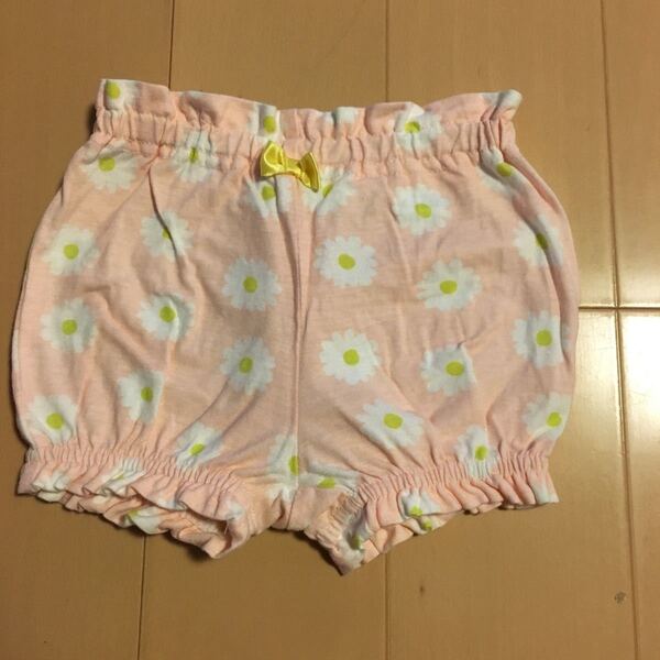 送料無料 未使用水通しのみ ショートパンツ かぼちゃパンツ サイズ60-70cm 綿100% 薄ピンク花柄 送料込み
