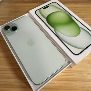 美品 iPhone15Plus 256GB グリーン simフリー