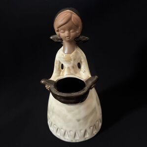 女の子の置物 陶器製フラワーベース