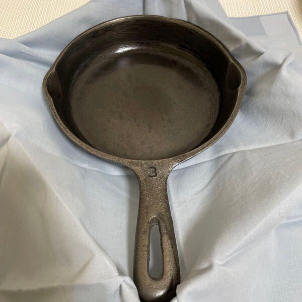 中古品 スキレット MADE IN USA 6インチ