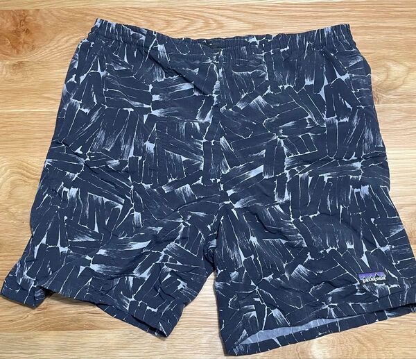 パタゴニア 総柄 ナイロン バギーズ パンツ 黒 総柄