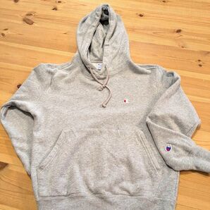 【価格相談可】Champion グレー パーカーxs