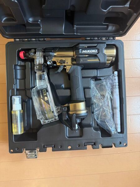 HiKOKI(ハイコーキ) 高圧ねじ打機 使用ねじ長さ25-41mm ハイスピードモデル WF4HS ビス打ち機