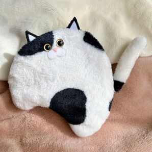 にゃんころハチワレ猫ポーチ ハンドメイド
