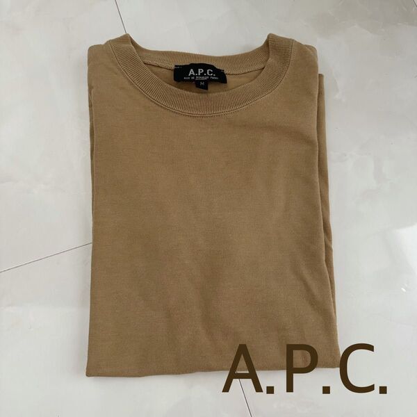 A.P.C. アーペーセー Mサイズ ベージュ Tシャツ シンプル スタイリッシュ デザイン A.P.C 半袖Tシャツ 半袖